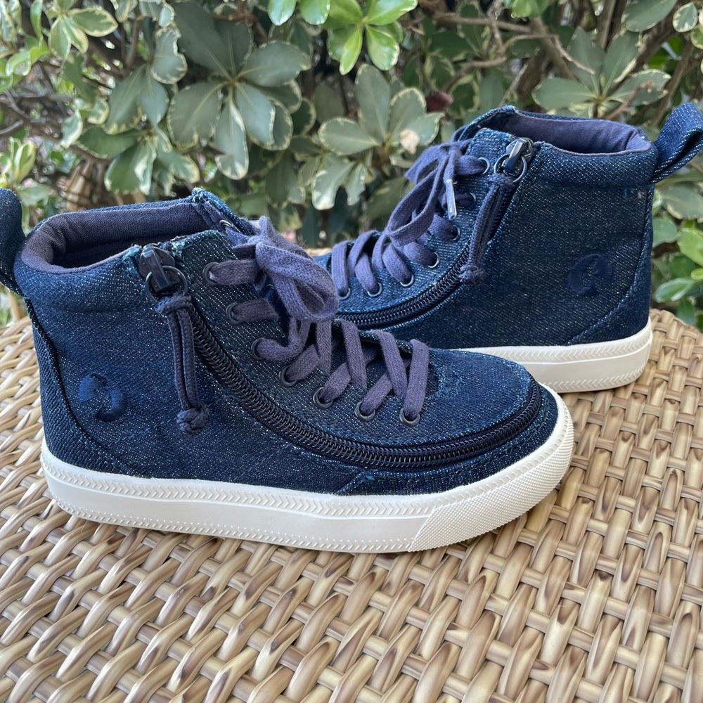 🆕Brand new kids blue denim classic high top Billy footwear, size 12